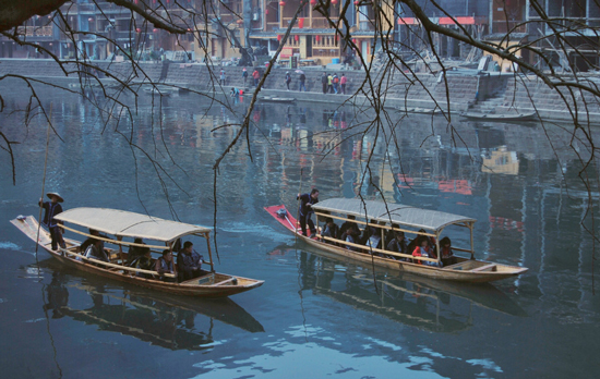 張家界國(guó)家森林公園、鳳凰古城品質(zhì)三日游